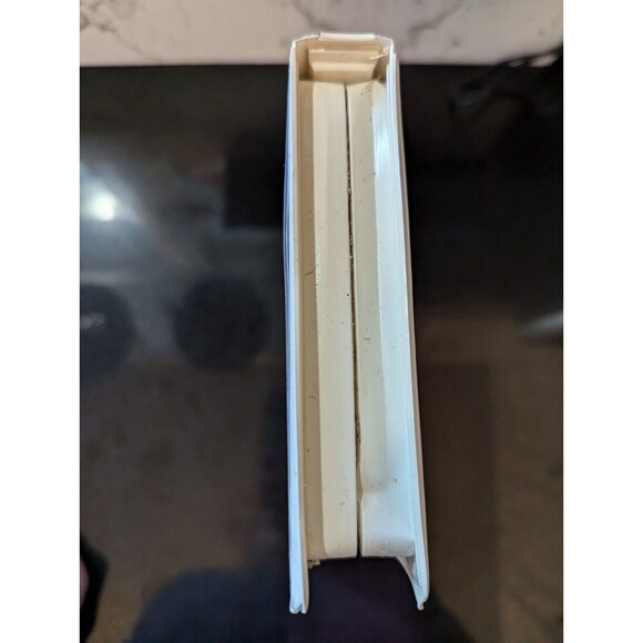 DON BLUTH THUMBELINA JODI BENSON ARIEL CHARO VHS 1994 CLAMSHELL - Picture 5 of 10